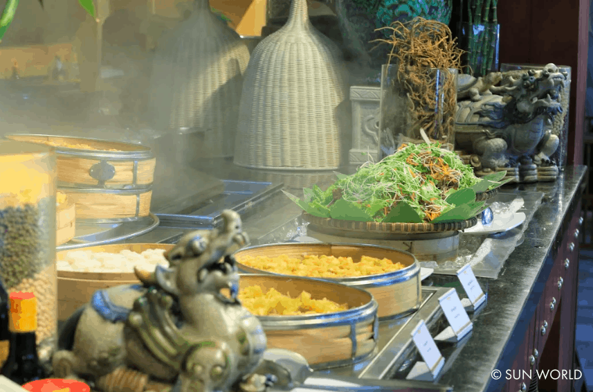 Đồ ăn tại Le Louvre mang đậm nét đặc trưng của văn hoá ẩm thực Trung Quốc