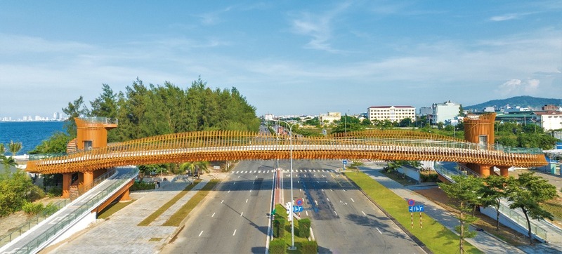 Cầu đi bộ ven vịnh Đà Nẵng có chiều dài hơn 140m