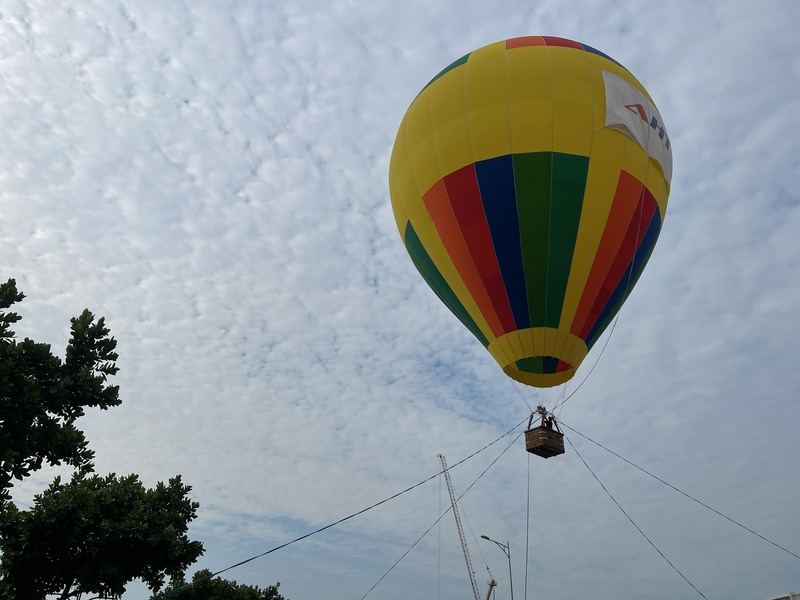 Khinh khí cầu được treo ở độ cao tối đa là 40m (Nguồn: thanhnien.vn)