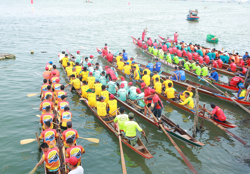 Từ một sự kiện tự phát từ lâu đời, lễ hội đua thuyền trở thành một biểu tượng văn hóa của người dân Đà Nẵng (Nguồn: dangcongsan.vn)