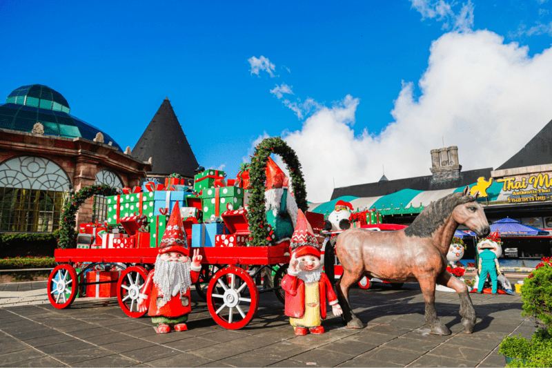 Mùa đông ở Ba Na Hills thay màu áo mới với nhiều tiểu cảnh Giáng Sinh được bố trí khắp nơi