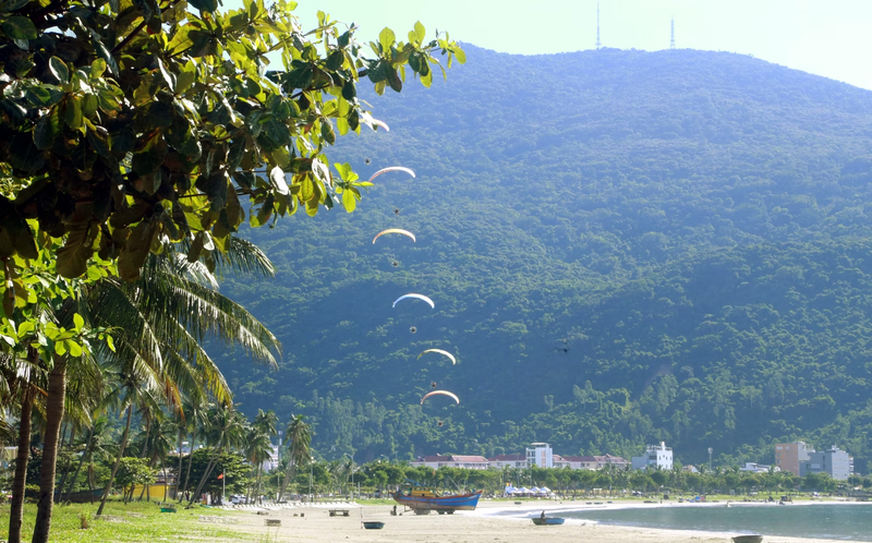 Paragliders Flying In The Air Of Da Nang